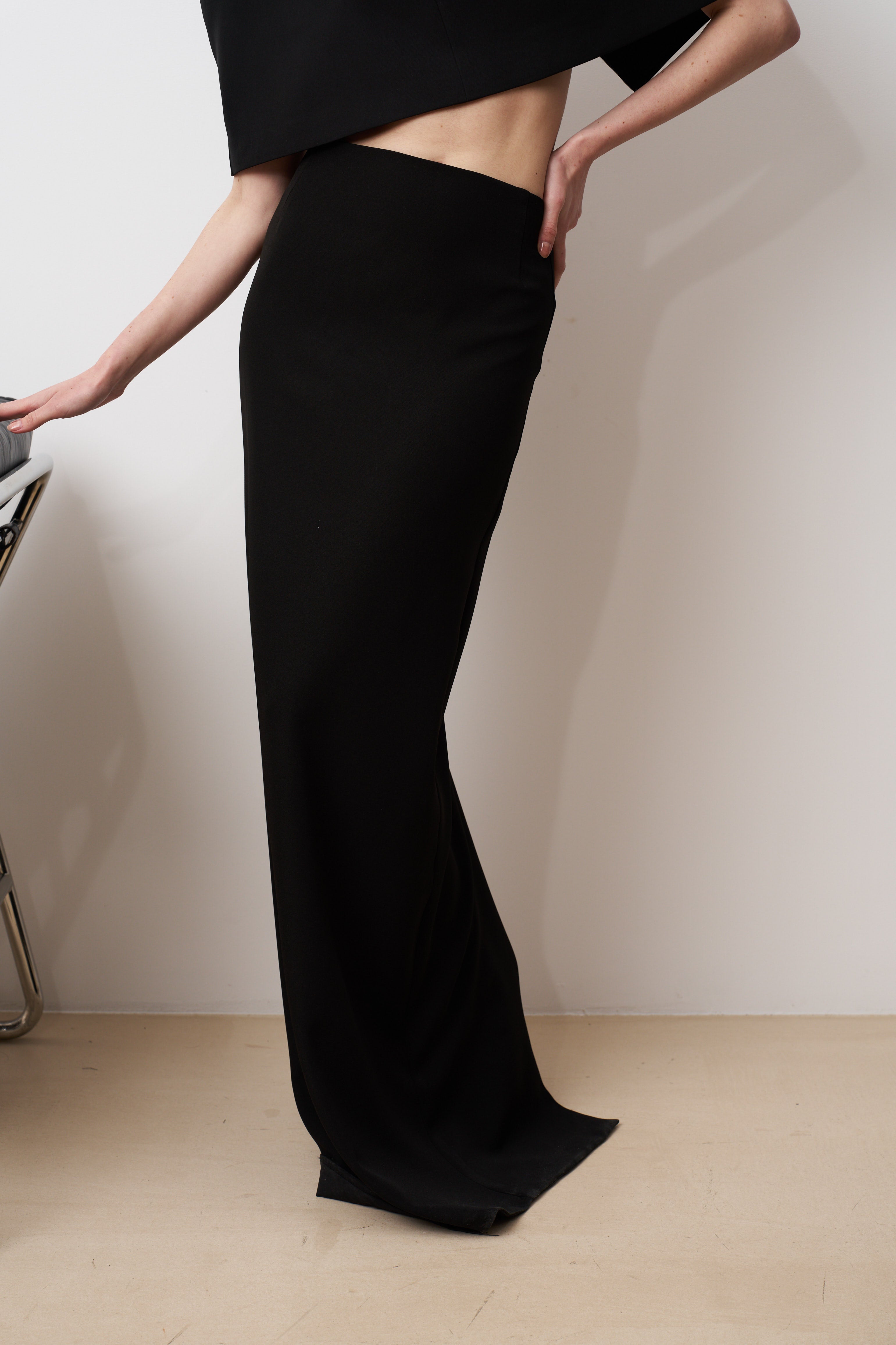 KAYA Column high slit maxi skirt