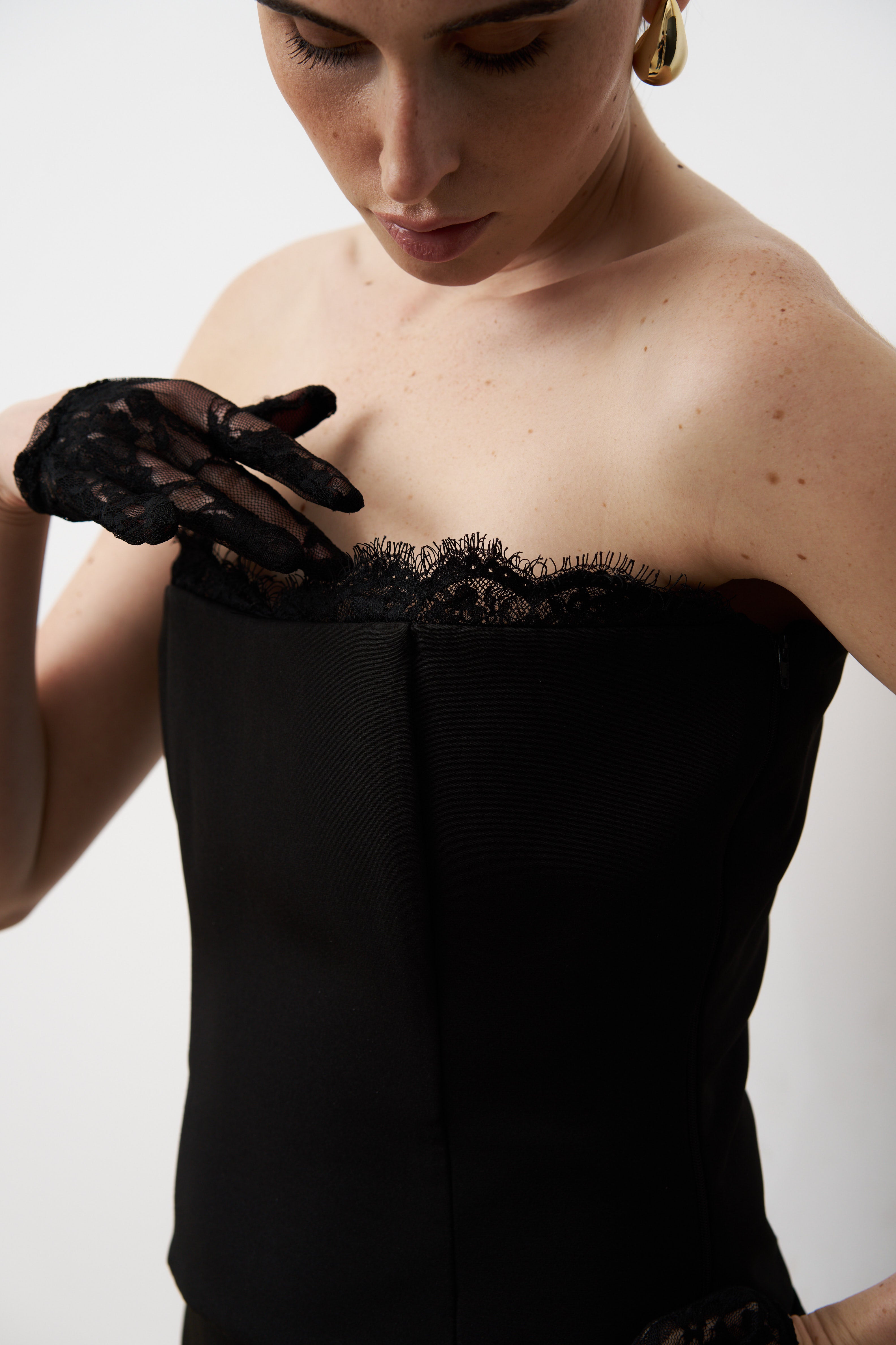 ELISE Contour lace gloves